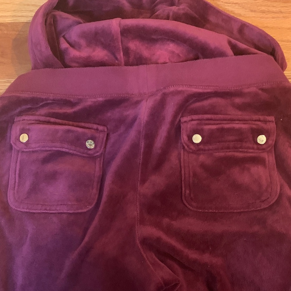 Juicy Couture Maroon Velour set - Picture 6 of 6